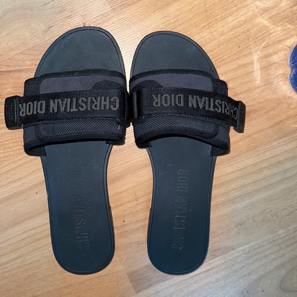 DIOR SLIDES SIZE 38 lightly worn. No box or receipt. Have had for a while